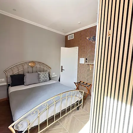 Angelus Vaticanus Room-2